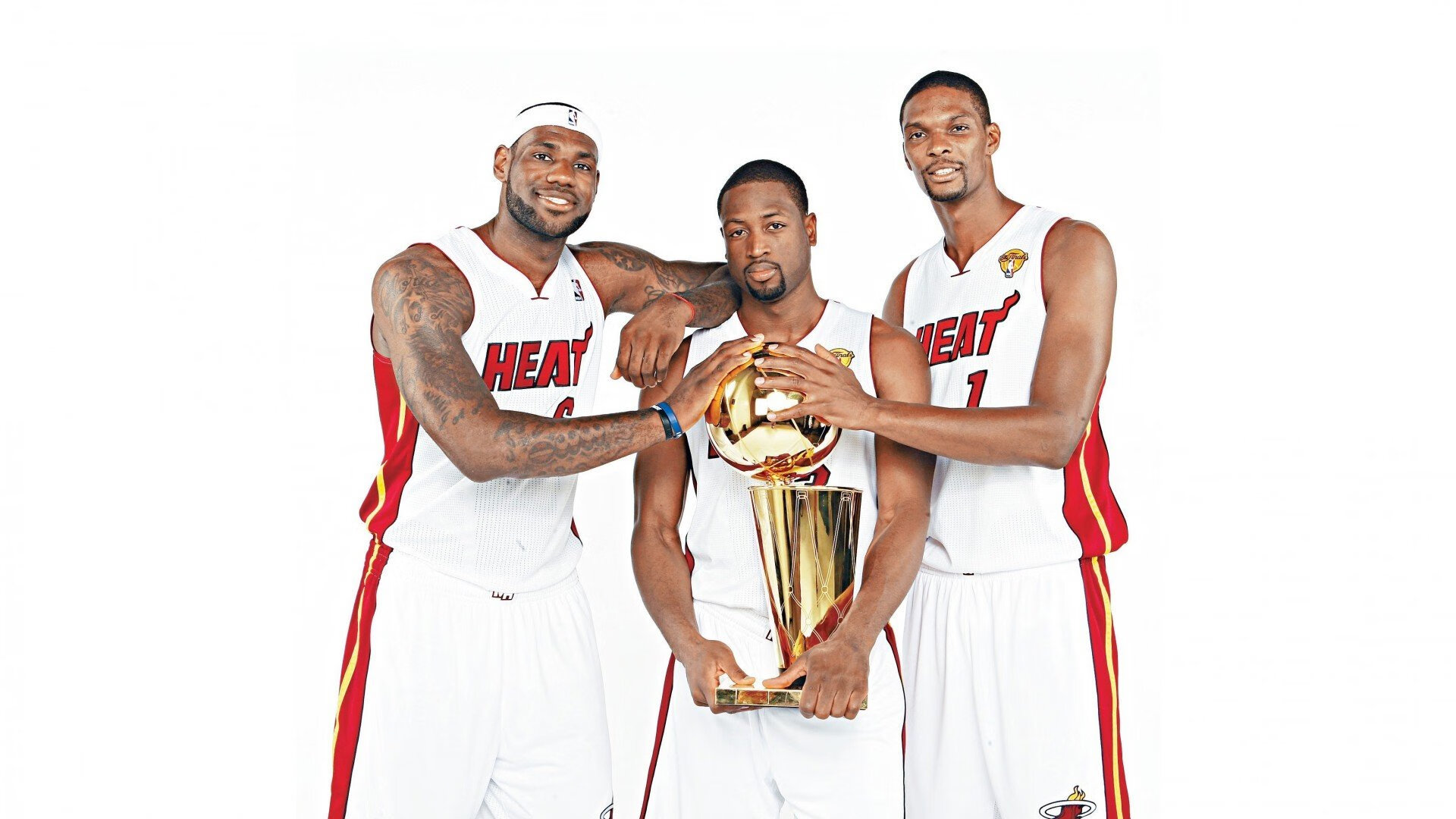 冠军球队球员比赛背后的训练日常被纪录片呈现,冠军背后的人