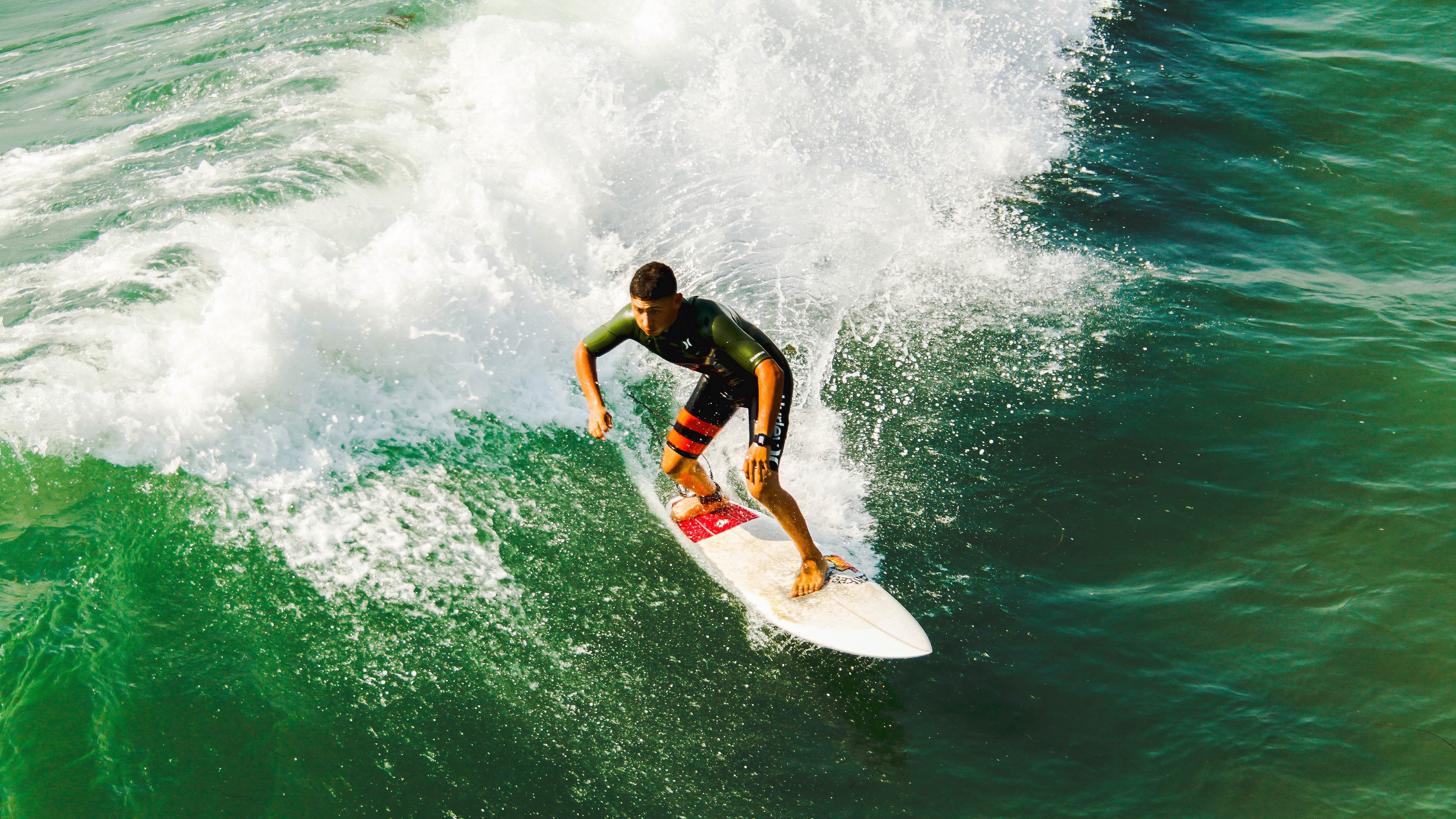 哈兰德依赖症显现?曼城3-1伯恩茅斯后重回正轨,哈兰德 曼联