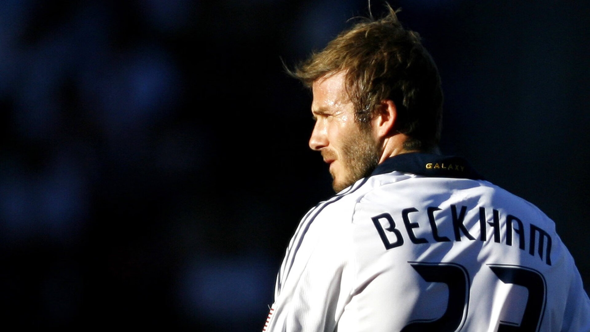 球员因出色表现入选国内最佳阵容候选名单，最佳球员组合列表